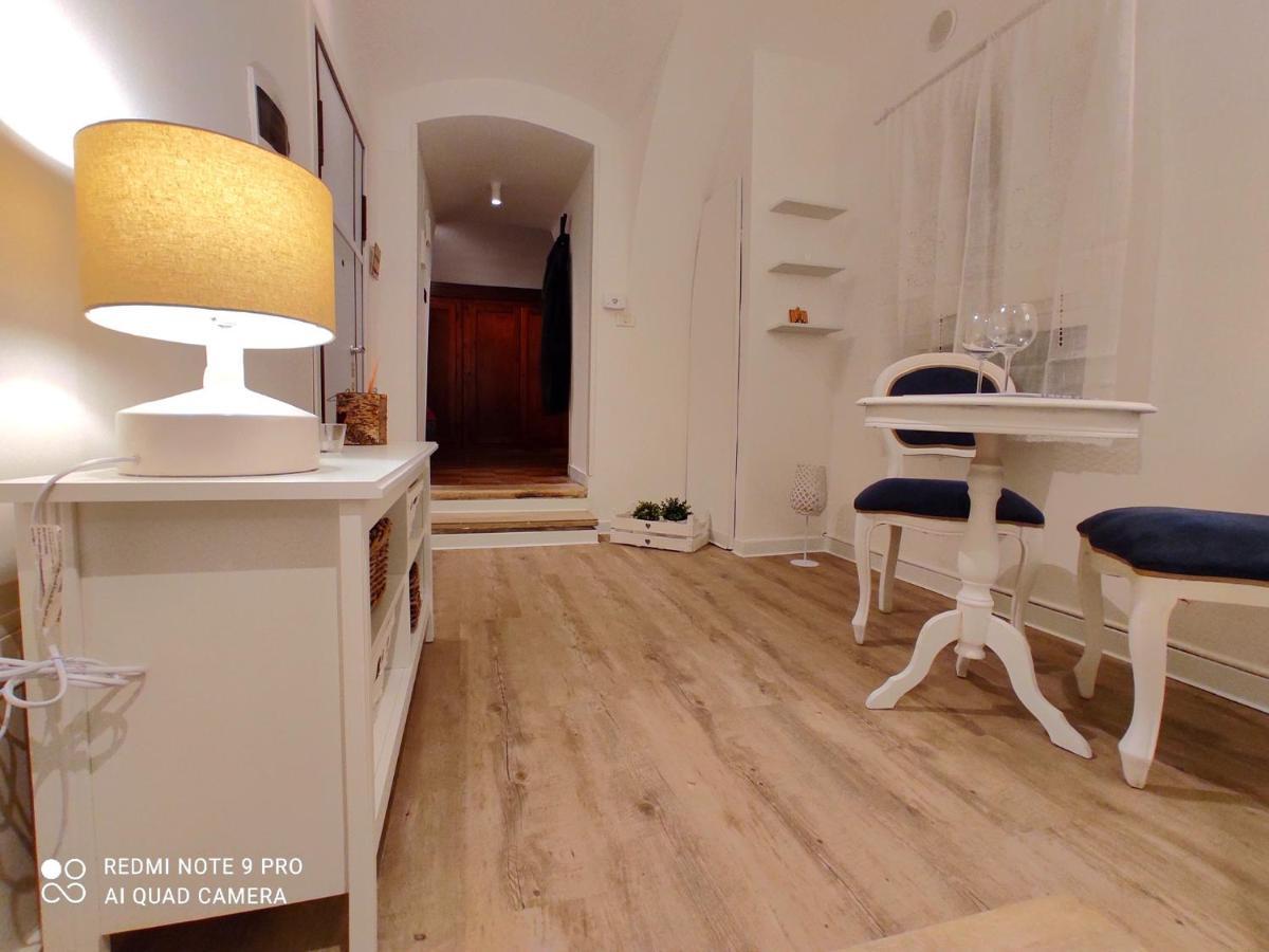 Lunia Home Bari Luaran gambar